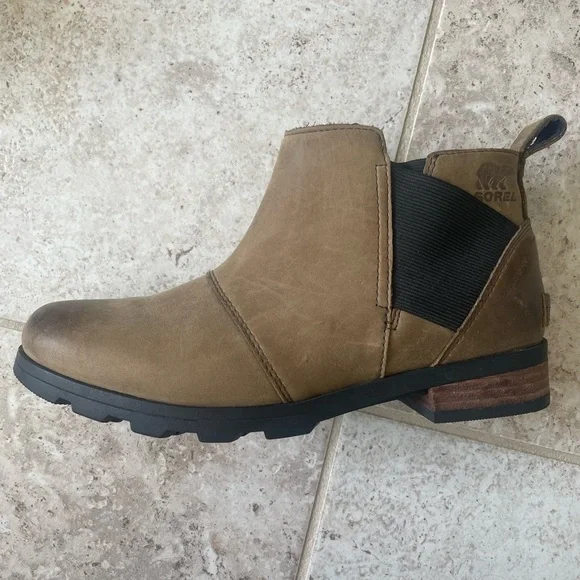 Sorel Emelie Chelsea waterproof ankle boot - Picture 2 of 7